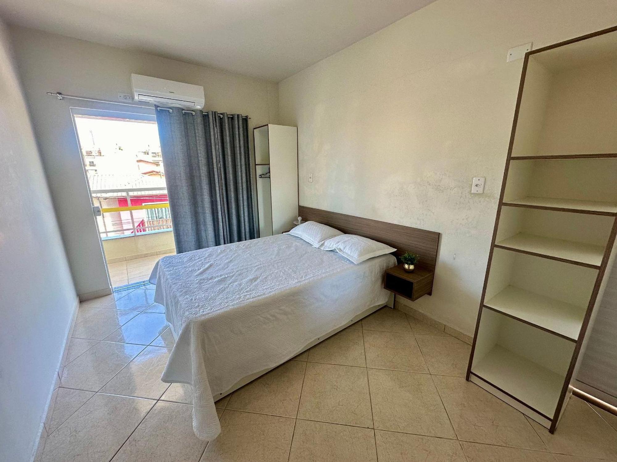 Res. Dona Olimpia Apartment *